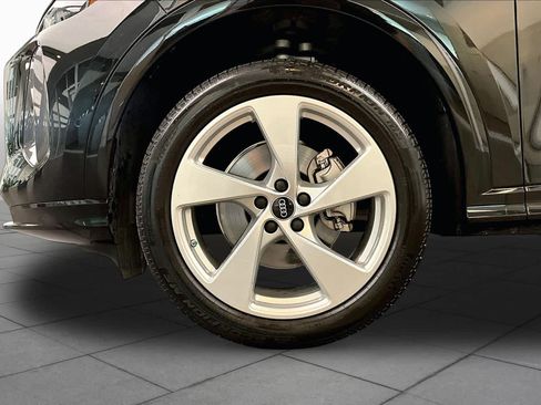 Certified 2025 Audi Q5 Premium Plus AWD/4WD image 11
