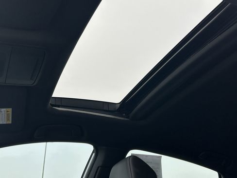 Used 2023 Honda Accord Sport image 11