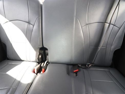 Used 2019 Buick Enclave Premium image 13