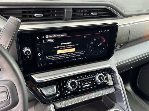 Certified 2026 GMC Sierra 2500 Denali AWD/4WD image 17