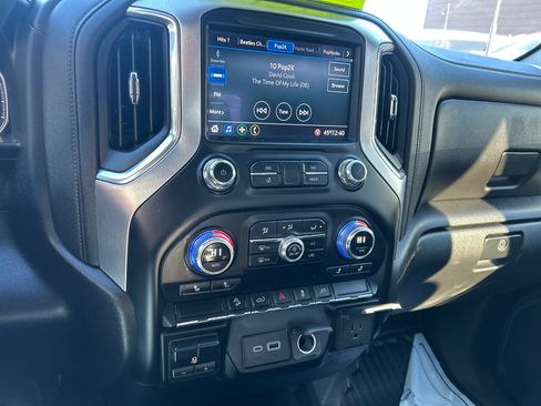 Used 2023 GMC Sierra 3500 SLE image 12