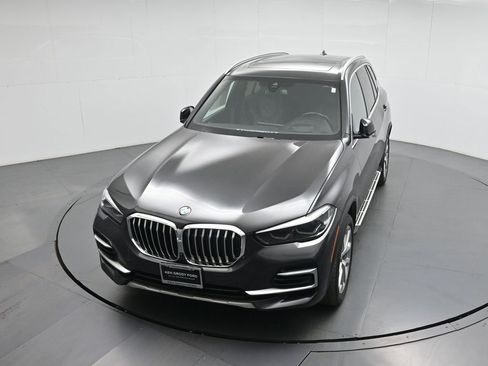 Used 2023 BMW X5 xDrive40i image 39
