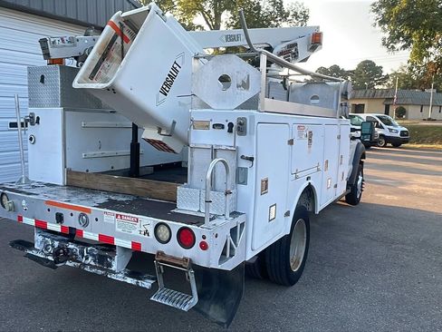 Used 2012 Ford F450 XL image 3