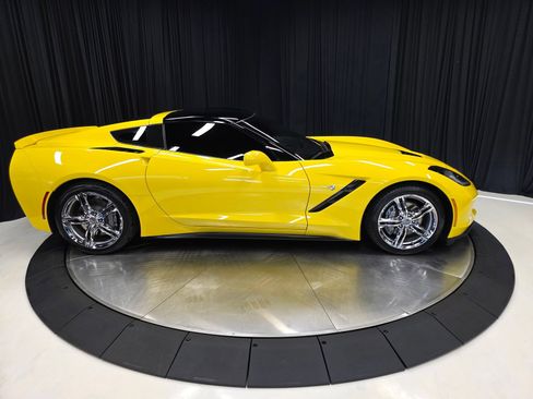 Used 2016 Chevrolet Corvette Stingray Coupe w/ 3LT Preferred Equipment Group RWD image 14