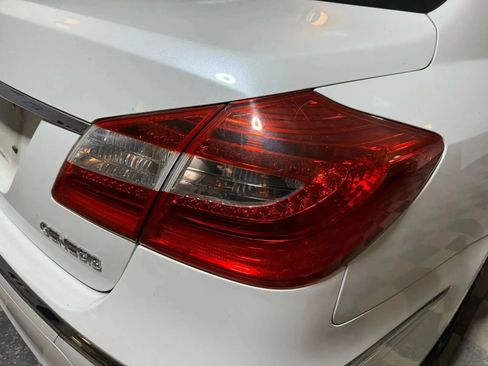 Used 2013 Hyundai Genesis 3.8 w/ Technology Pkg image 8