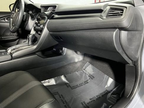 Used 2020 Honda Civic Sport image 17