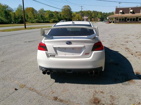 Used 2016 Subaru WRX STI image 10