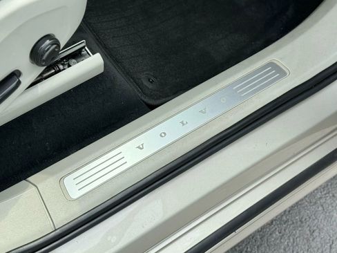 Used 2016 Volvo XC90 T5 Momentum image 42