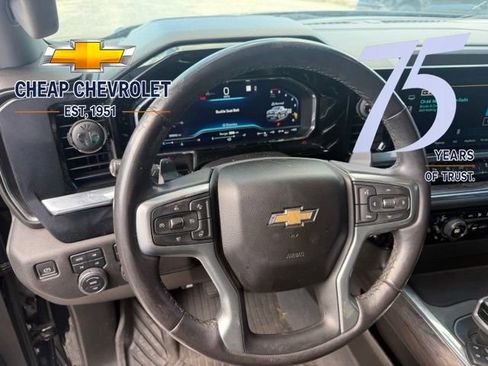Used 2023 Chevrolet Silverado 1500 LTZ w/ Z71 Off-Road Package AWD/4WD image 8