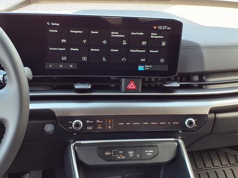 New 2026 Kia Carnival SX w/ SX Dark Edition Package image 16