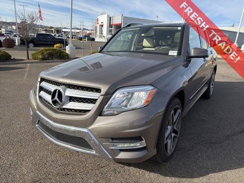 Used 2014 Mercedes-Benz GLK 350 4MATIC image 5