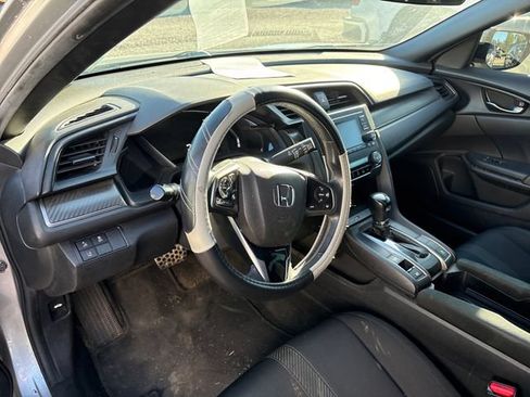 Used 2019 Honda Civic Sport image 8