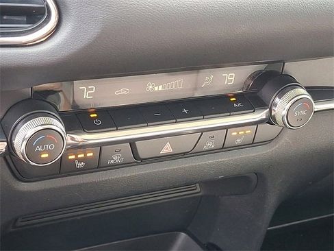 Used 2023 MAZDA CX-30 AWD 2.5 S w/ Premium Package image 13