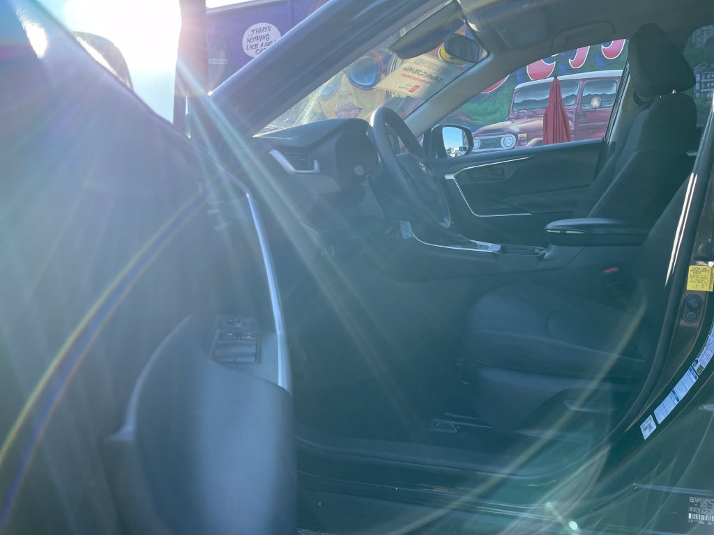 Certified 2022 Toyota RAV4 LE AWD/4WD image 14