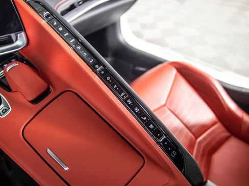 Used 2021 Chevrolet Corvette Stingray Preferred Conv w/ Z51 Performance Package image 30