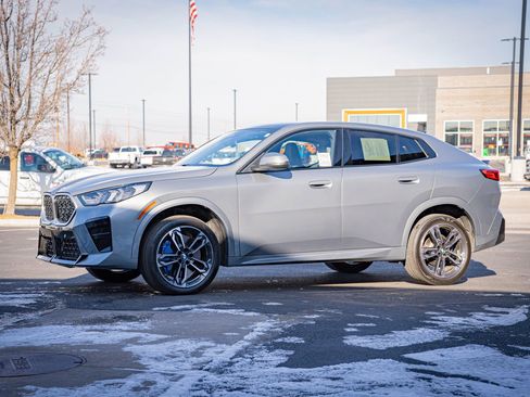 Used 2025 BMW X2 xDrive28i image 10
