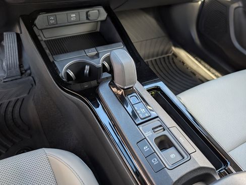 Used 2025 Toyota Prius Limited w/ Limited Premium Package image 16