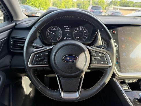 Used 2025 Subaru Outback Premium w/ Popular Package #1A AWD/4WD image 19