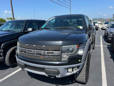 Used 2014 Ford F150 Raptor w/ Equipment Group 801A Luxury AWD/4WD image 1