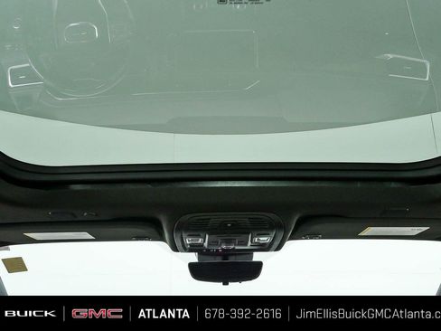 Certified 2023 GMC Yukon Denali Ultimate w/ LPO, Floor Liner Package AWD/4WD image 20