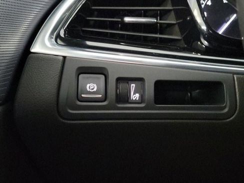 Certified 2023 Cadillac XT6 Premium Luxury image 25