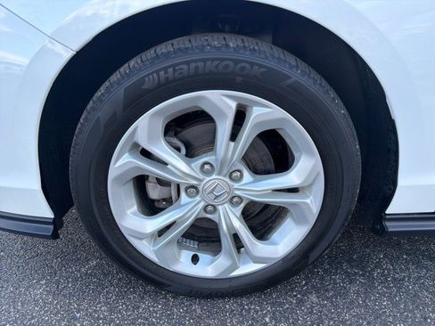 Used 2023 Honda Accord LX image 12