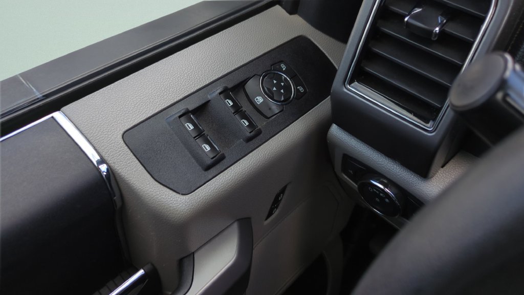 Used 2019 Ford F250 XLT AWD/4WD image 17