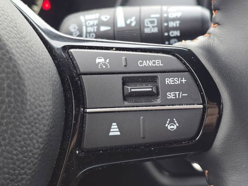 Used 2025 Honda HR-V Sport image 28