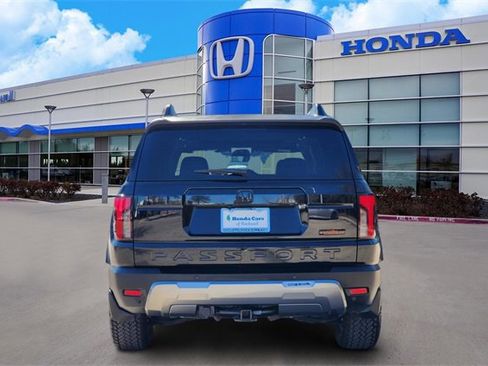 Certified 2026 Honda Passport TrailSport Elite image 5