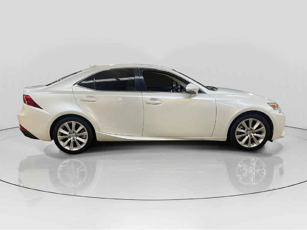 Used 2016 Lexus IS 200t RWD image 8