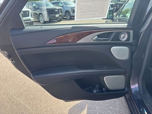 Used 2017 Lincoln MKZ Reserve w/ Luxury Package AWD/4WD image 15