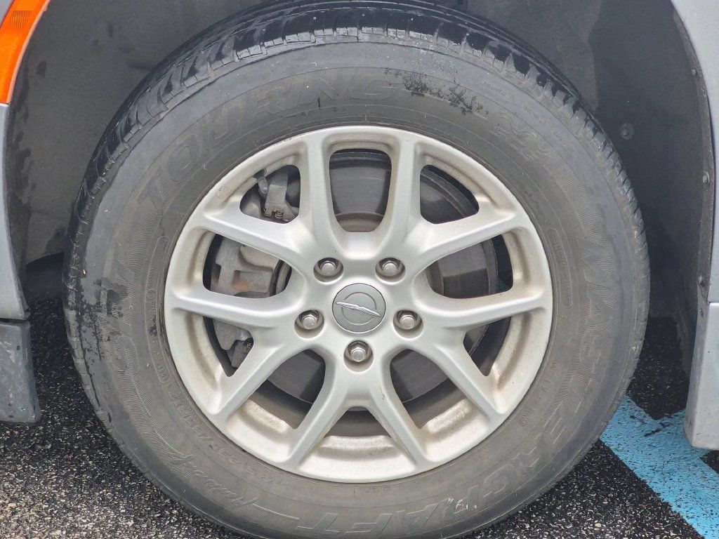 Used 2020 Chrysler Pacifica Touring-L FWD image 11