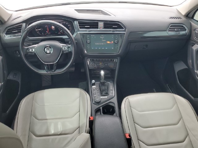 Used 2018 Volkswagen Tiguan SEL Premium AWD/4WD image 3