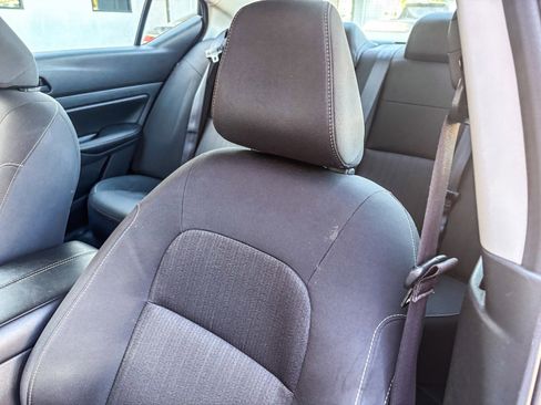 Used 2024 Nissan Altima 2.5 SV FWD image 25