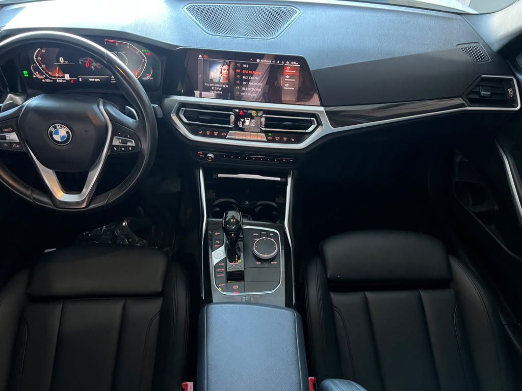 Used 2019 BMW 330i Sedan w/ Convenience Package RWD image 17