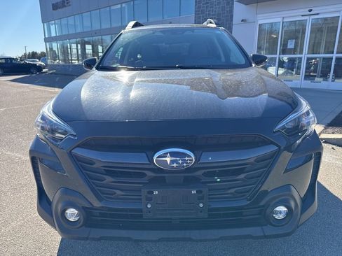 Used 2024 Subaru Outback Premium image 6