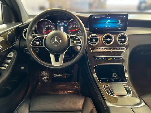 Used 2020 Mercedes-Benz GLC 300 4MATIC image 22