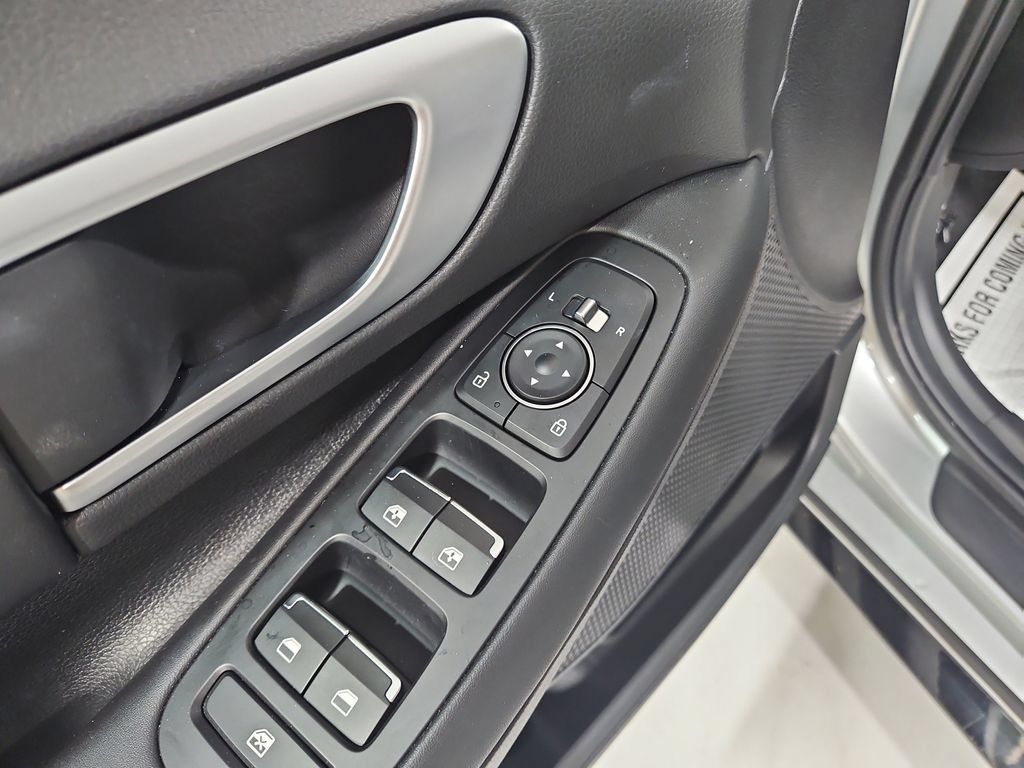 Certified 2025 Hyundai Sonata SEL AWD/4WD image 13