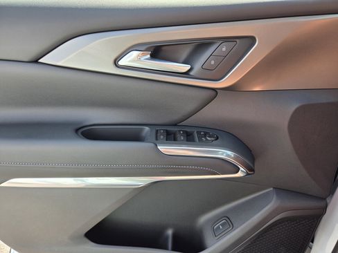 New 2026 Chevrolet Traverse LT w/ Sun and Wheel Package image 14