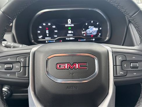 Used 2023 GMC Yukon XL SLE w/ Gmc Pro Safety Plus Package image 37