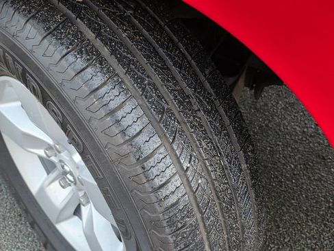 Used 2022 RAM 1500 Classic SLT image 14