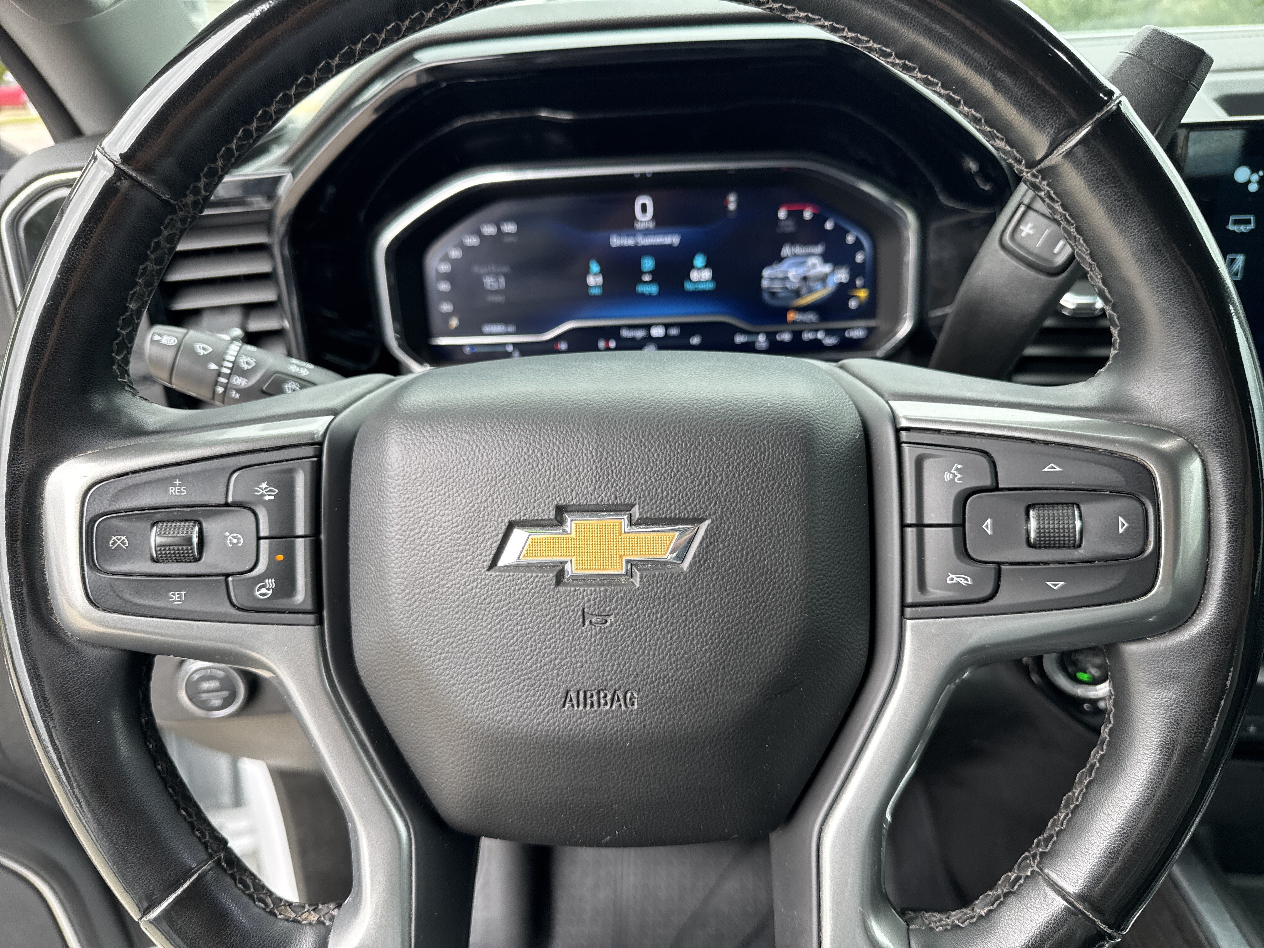 Used 2024 Chevrolet Silverado 3500 LTZ w/ LTZ Convenience Package AWD/4WD image 15