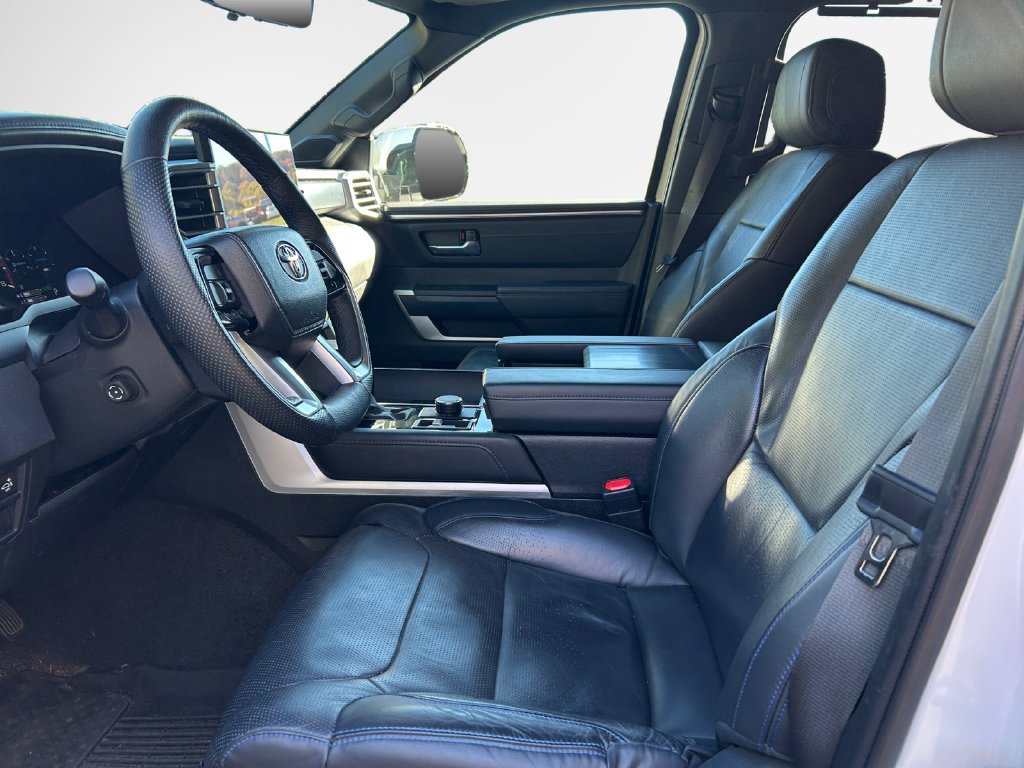Used 2025 Toyota Sequoia Platinum AWD/4WD image 12
