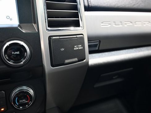 Used 2018 Ford F250 Platinum image 21