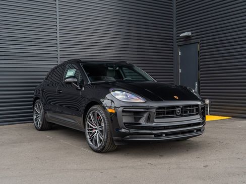 New 2026 Porsche Macan S AWD/4WD image 7
