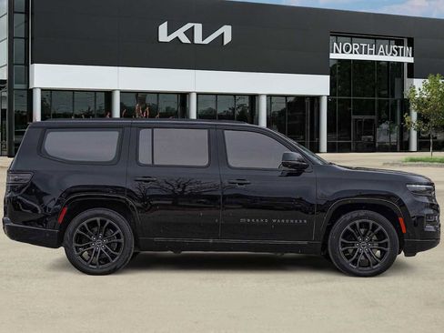 Used 2024 Jeep Grand Wagoneer Series II w/ Quick Order Packagew 28T image 7