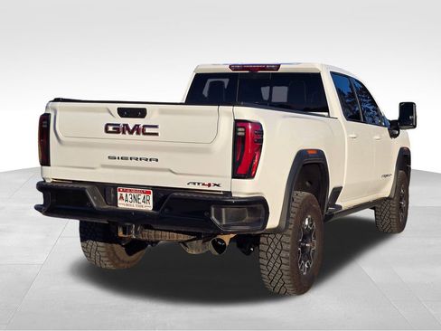 Used 2024 GMC Sierra 2500 AT4X image 7