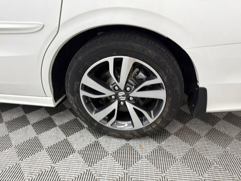 Used 2022 Honda Odyssey Touring image 21
