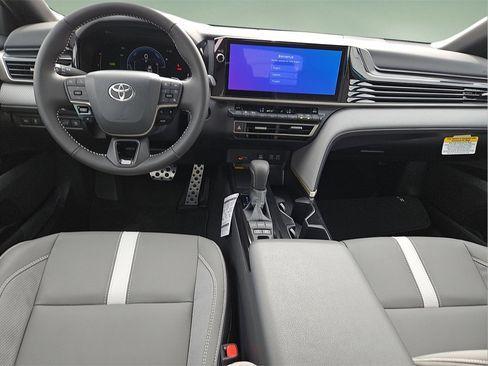 New 2026 Toyota Camry SE image 14
