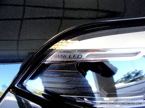 Used 2022 BMW X5 xDrive40i w/ M Sport Package image 4